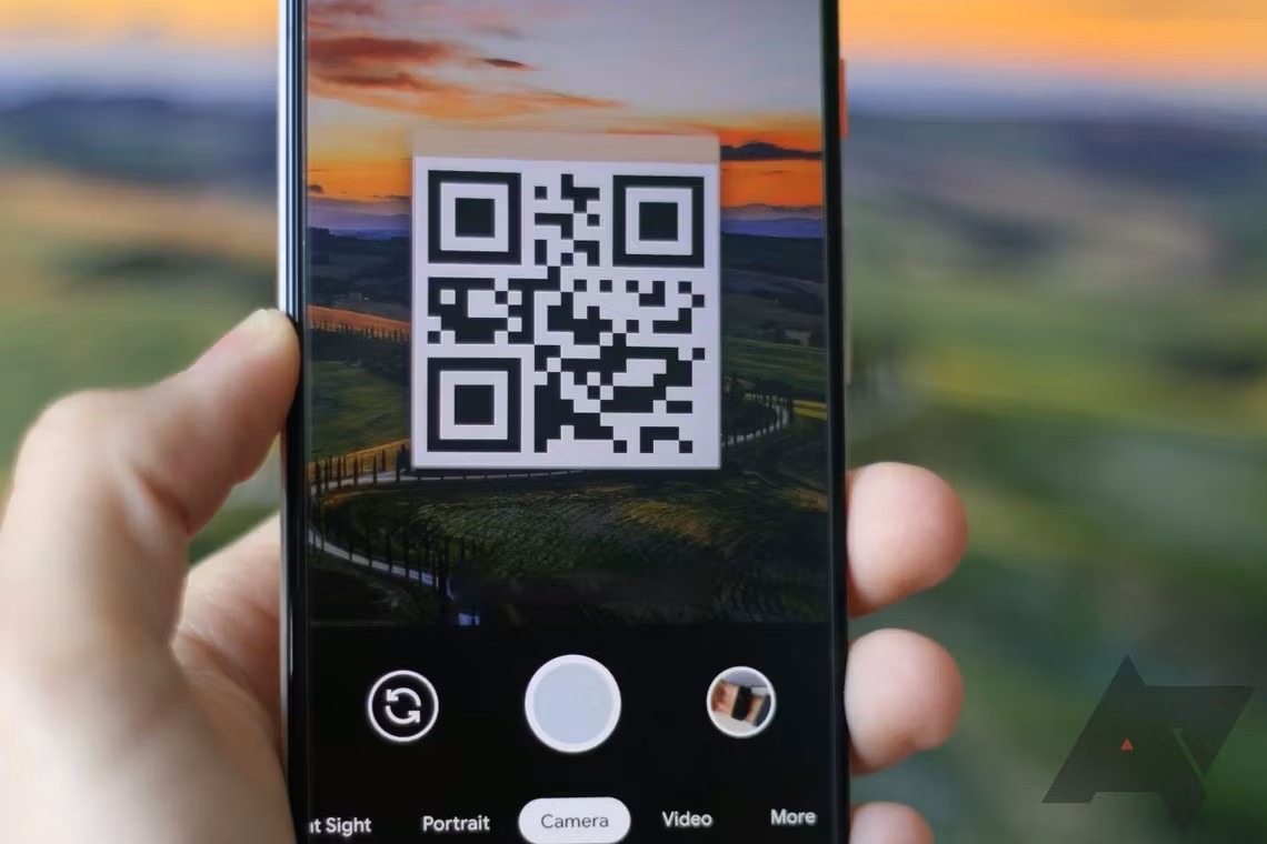alt=A step-by-step guide on using QR codes on Android devices. Learn how to scan and access information using QR codes.